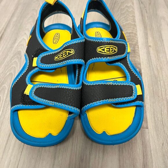 Keen Sandals Boys 1 Knotch Creek Blue, Black and Yellow Strappy - Picture 3 of 7